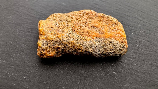 Baltischer Bernstein mit Inklusen 11,1g Art.2120