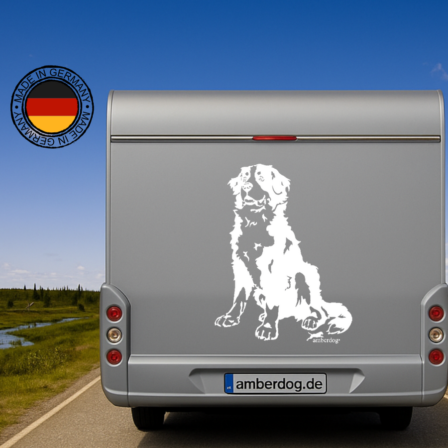 Weißer Berner Sennenhund Aufkleber auf einem silbernen Wohnmobil – wetterfestes Aufkleber-Motiv von amberdog