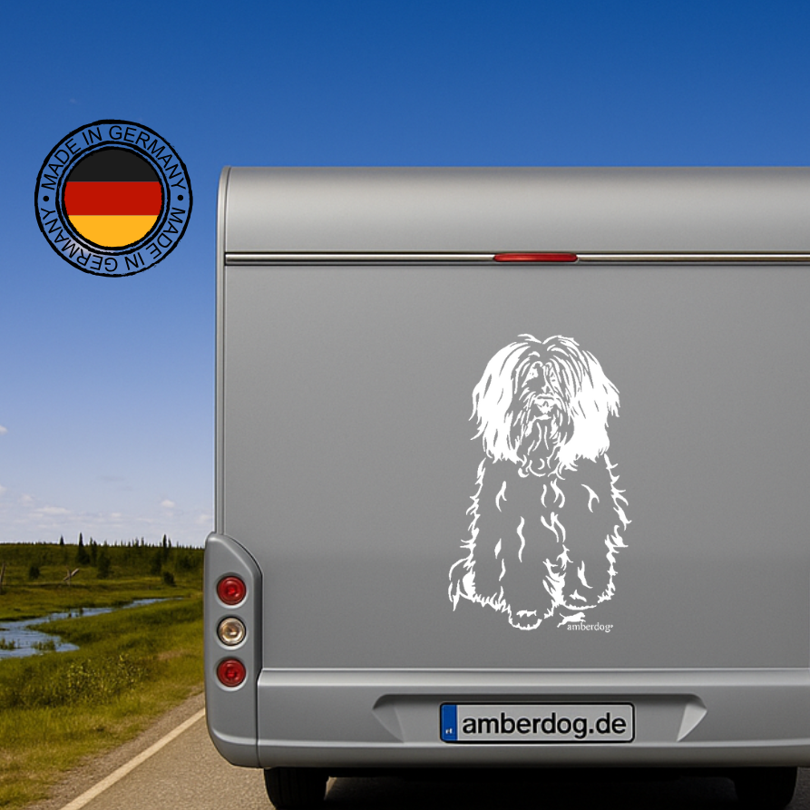 Weißer Polski Owczarek Nizinny (PON) Aufkleber auf einem silbernen Wohnmobil – wetterfestes Aufkleber-Motiv von amberdog