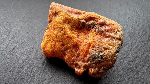 Baltischer Bernstein mit Inklusen 18,2g Art.2109