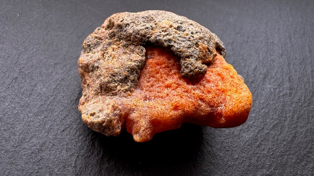 Baltischer Bernstein mit Inklusen 18,2g Art.2109