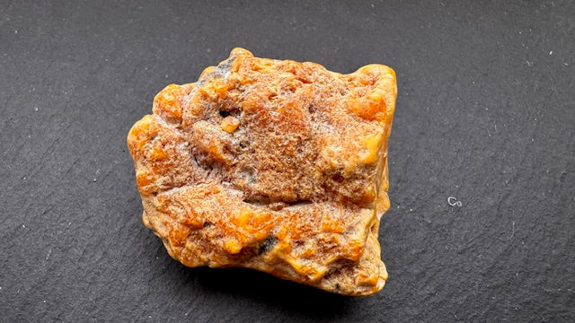 Handschmeichler baltischer Rohbernstein 21,1g Art.2143