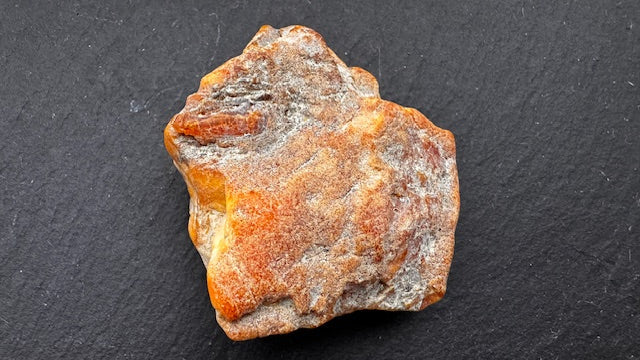 Baltischer Rohbernstein aus der „Blauen Erde“ – 15,7 g Art.2103